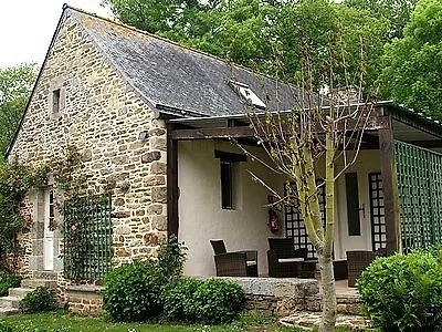 Chateau De Brélidy
